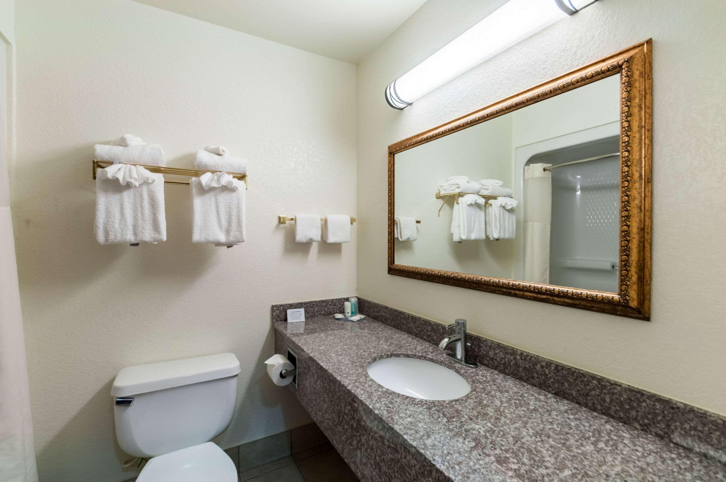 Quality Suites Chestertown Exterior foto